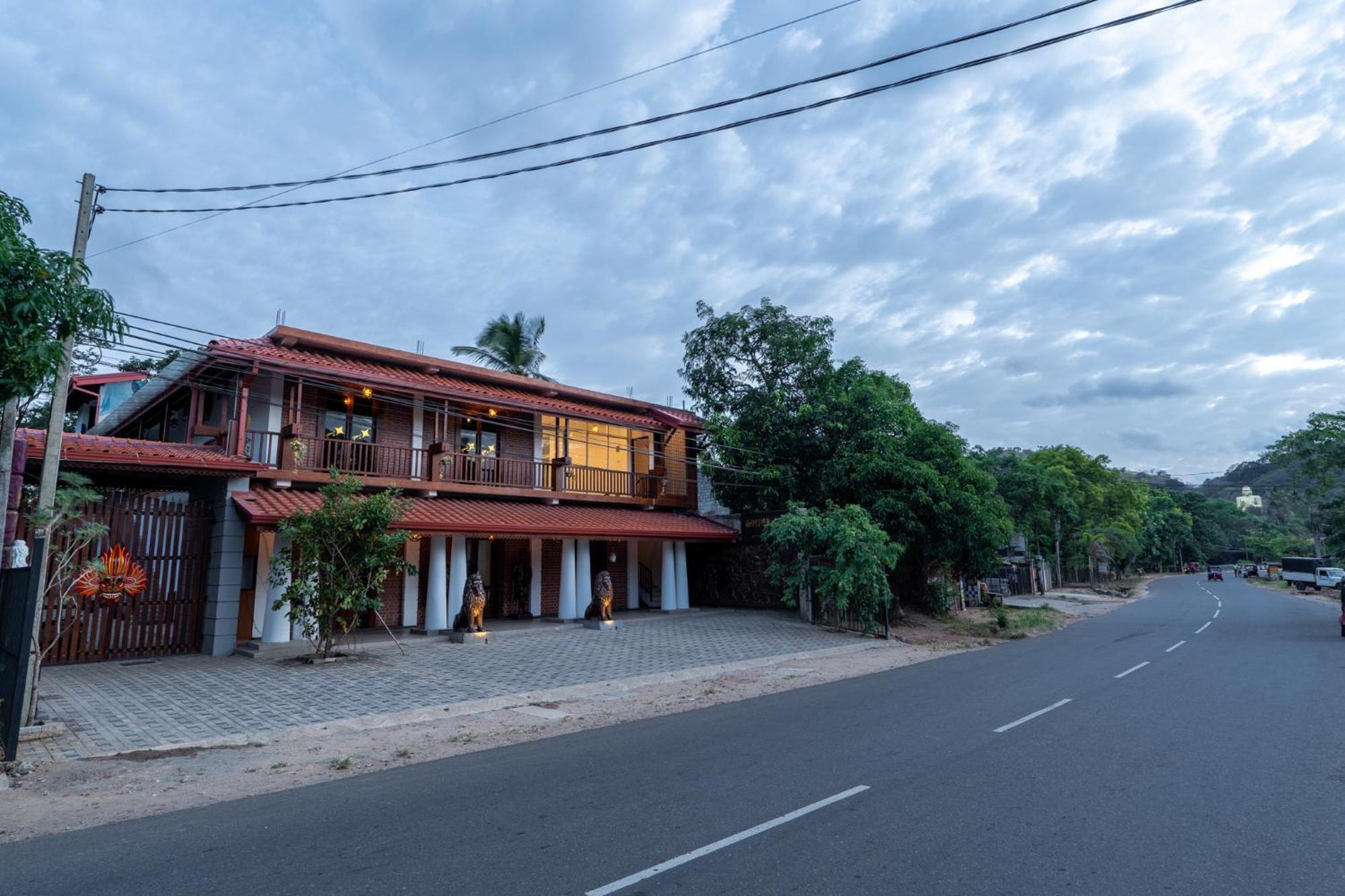 Golden Stars Hotel Dambulla Kültér fotó